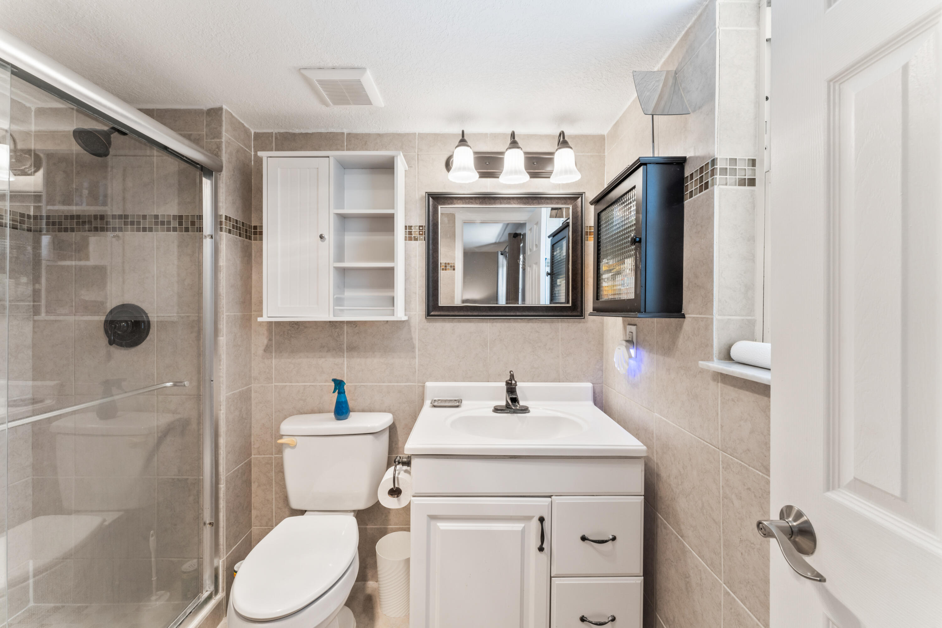 720 N Dixie Highway 303