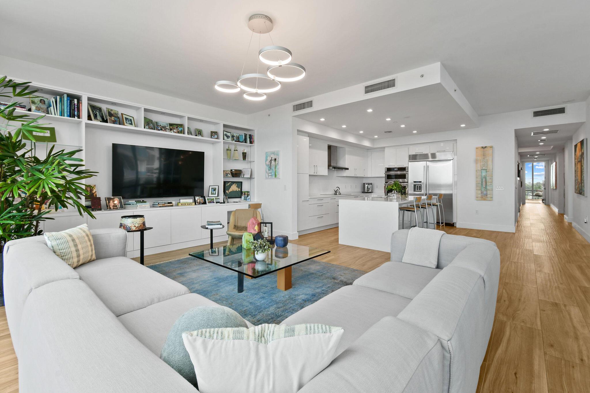 3 Water Club Way 601