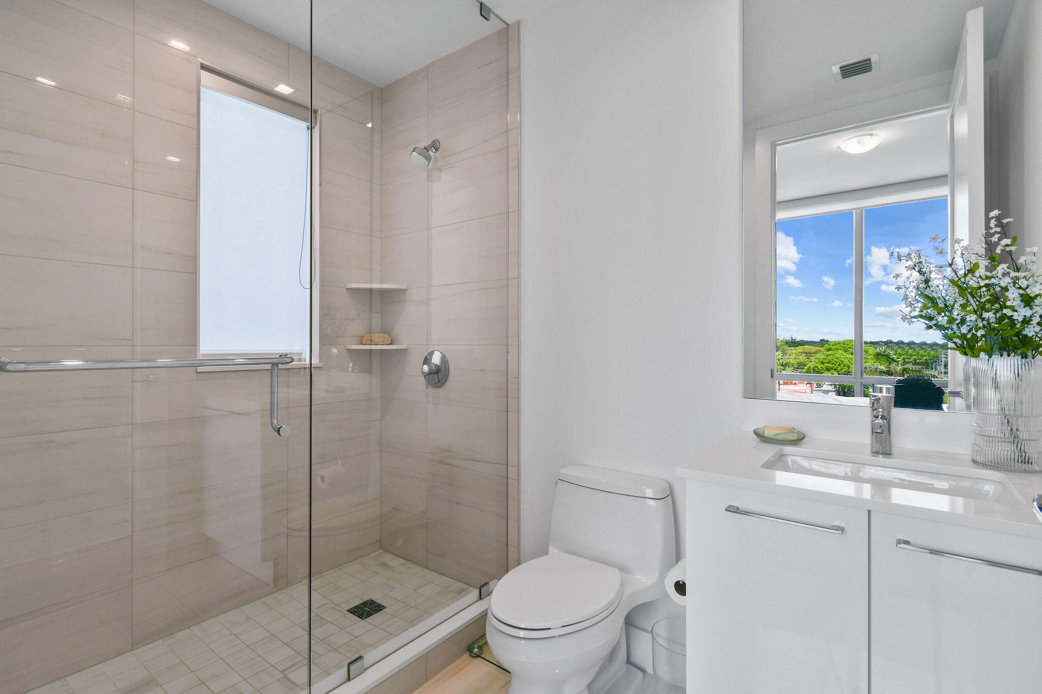 3 Water Club Way 601