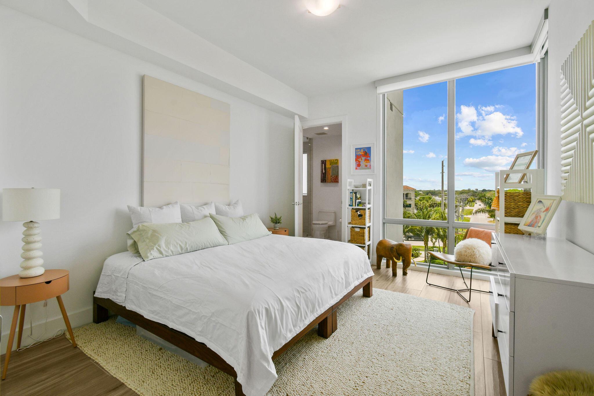 3 Water Club Way 601