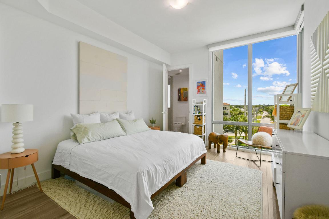 3 Water Club Way 601