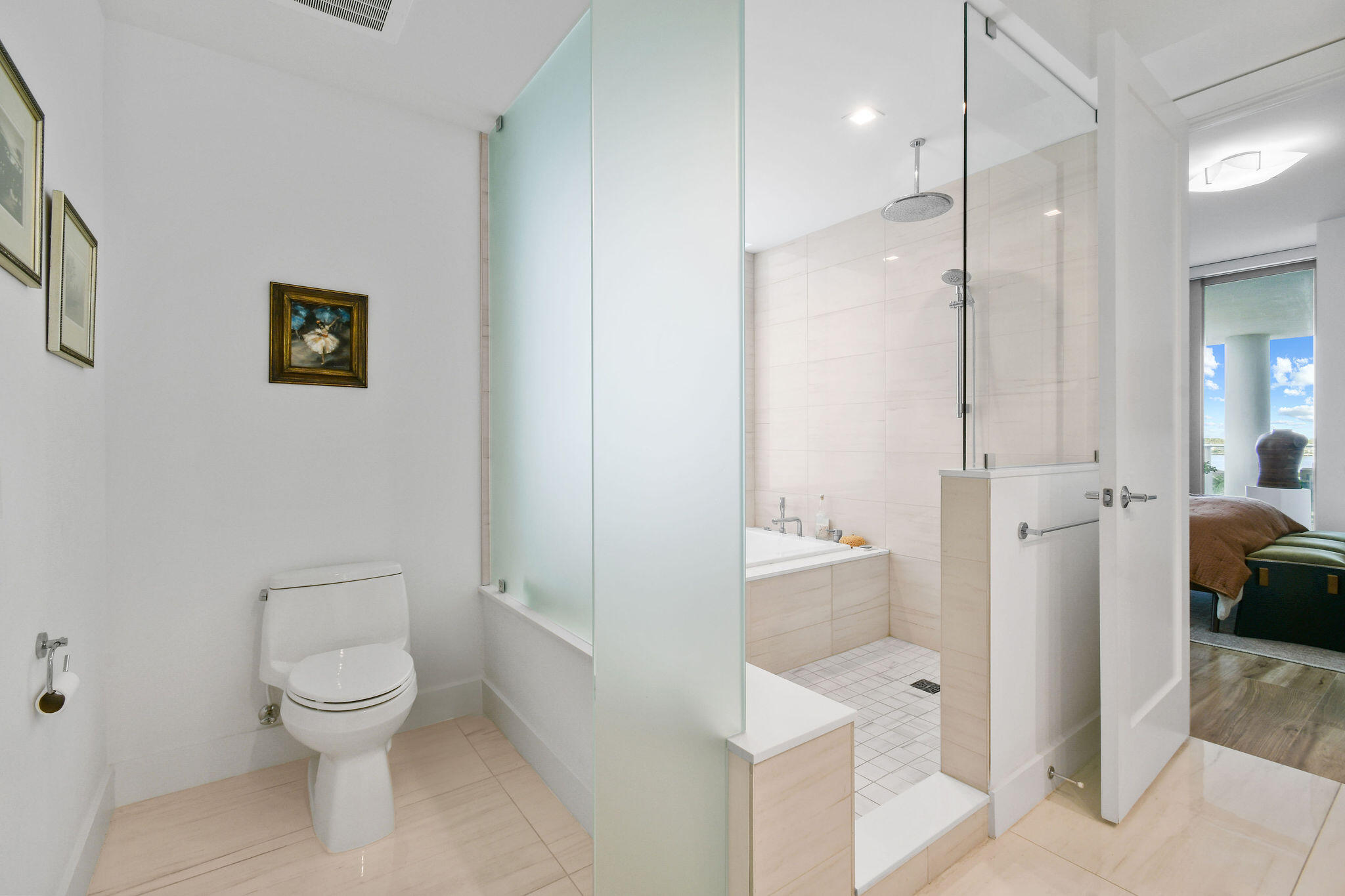 3 Water Club Way 601