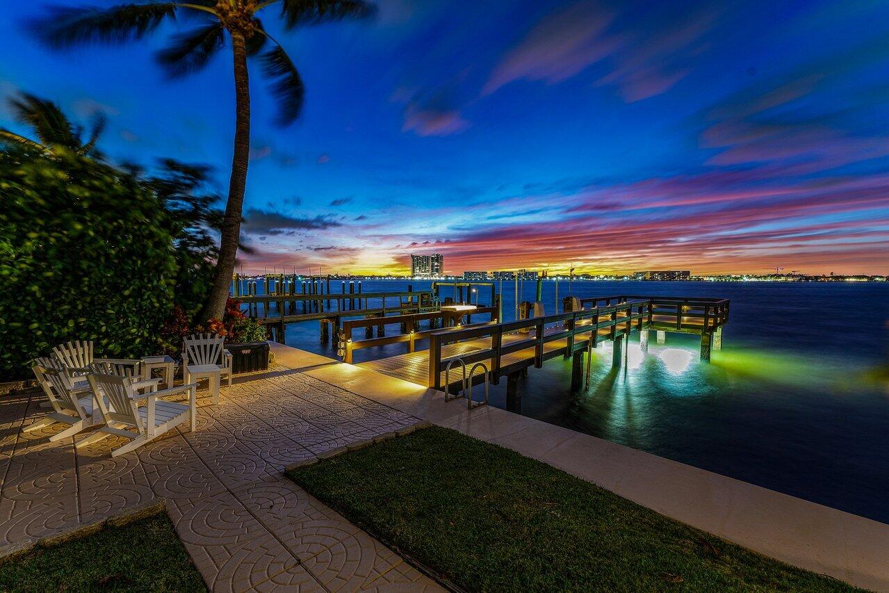 1010 Pine Point Road