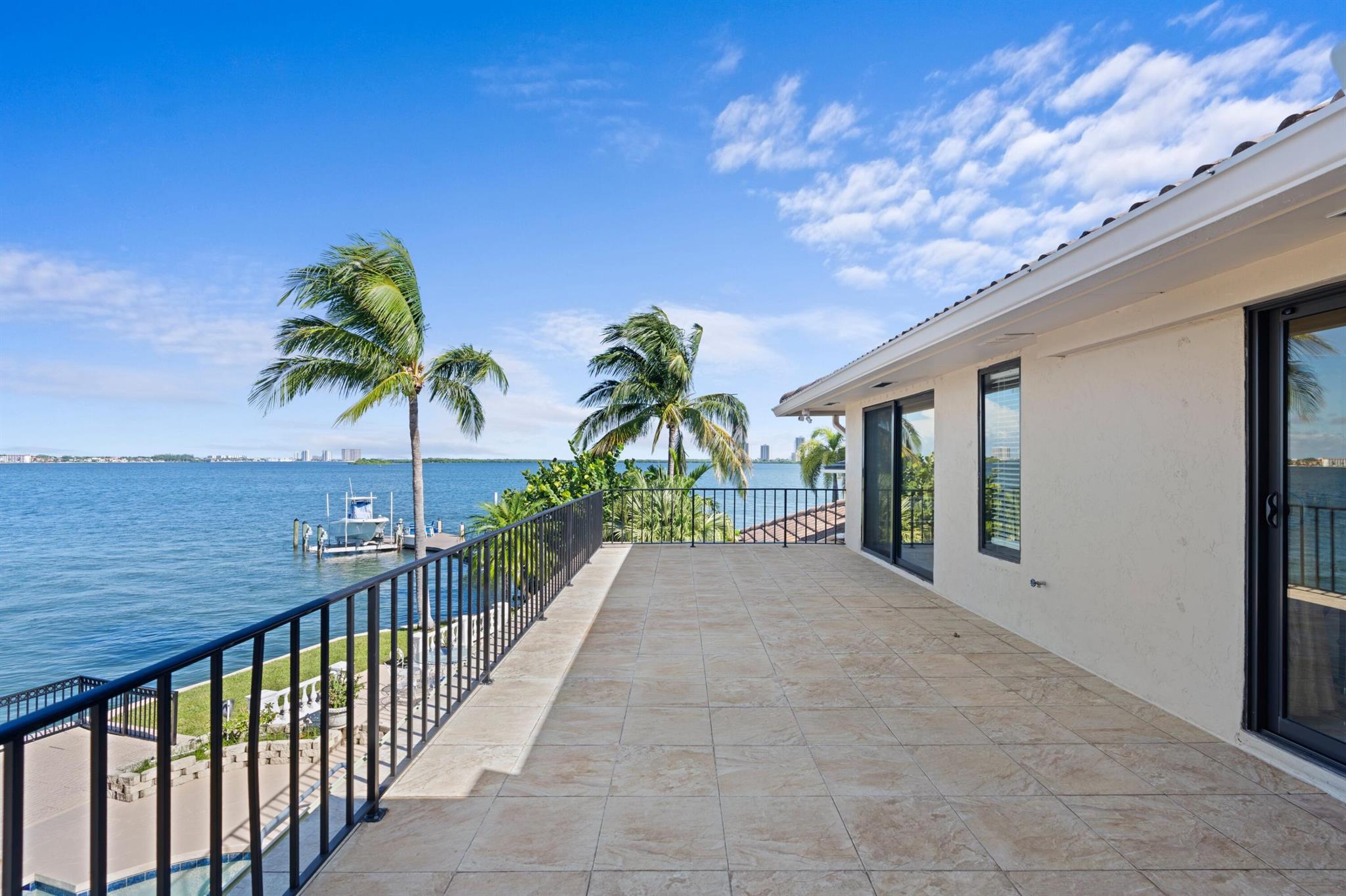 1010 Pine Point Road