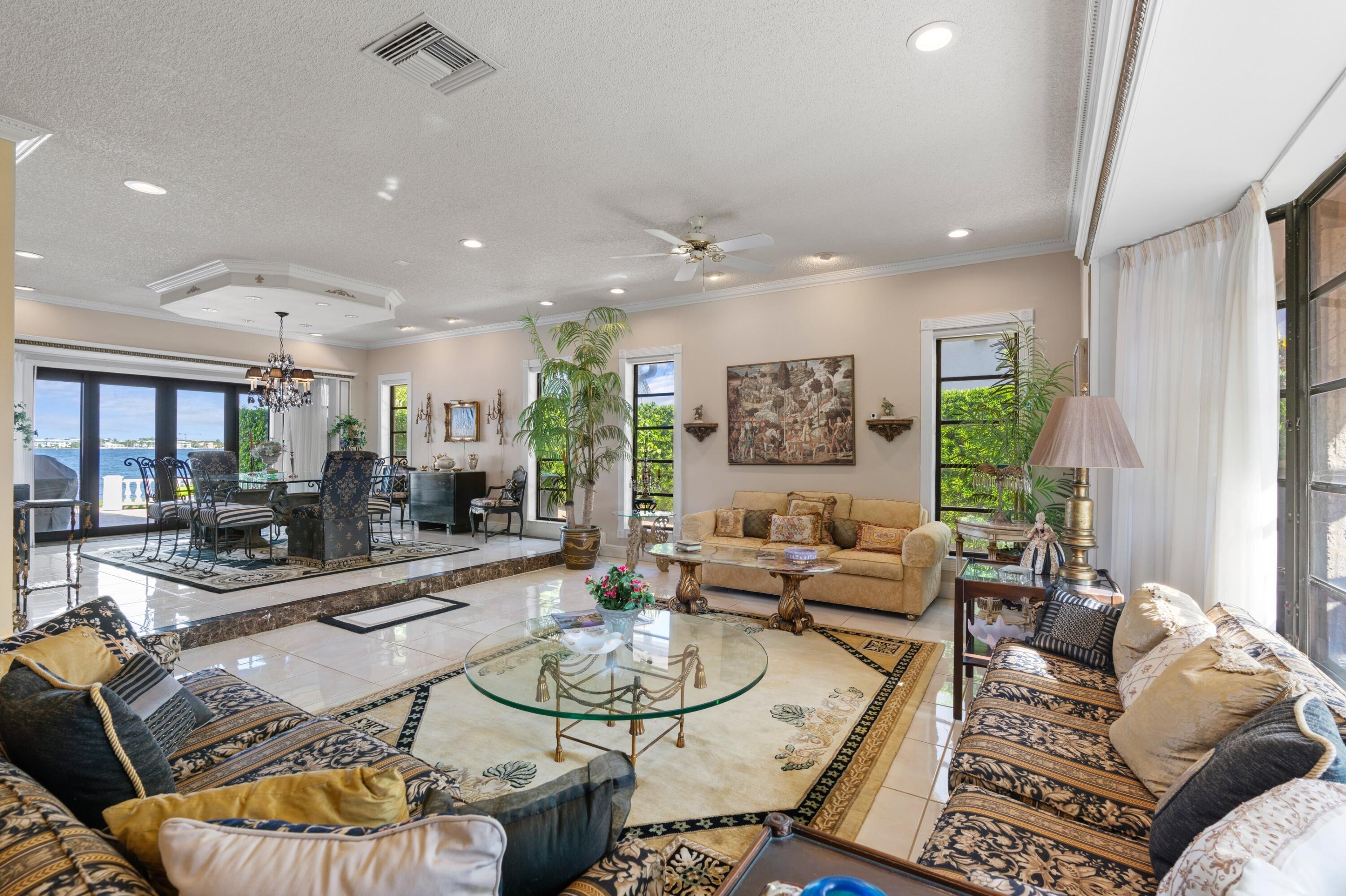 1010 Pine Point Road