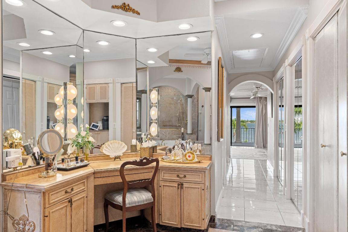 1010 Pine Point Road