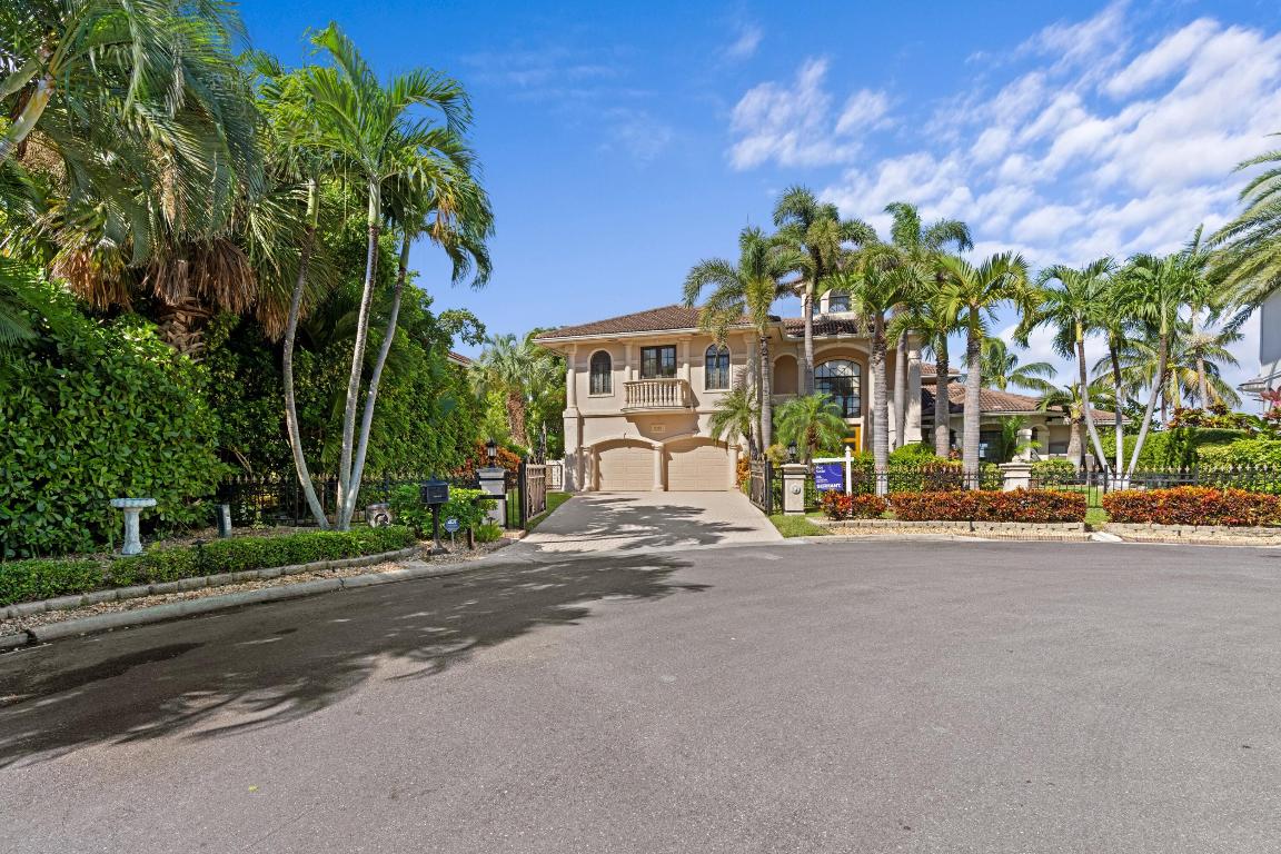 1010 Pine Point Road