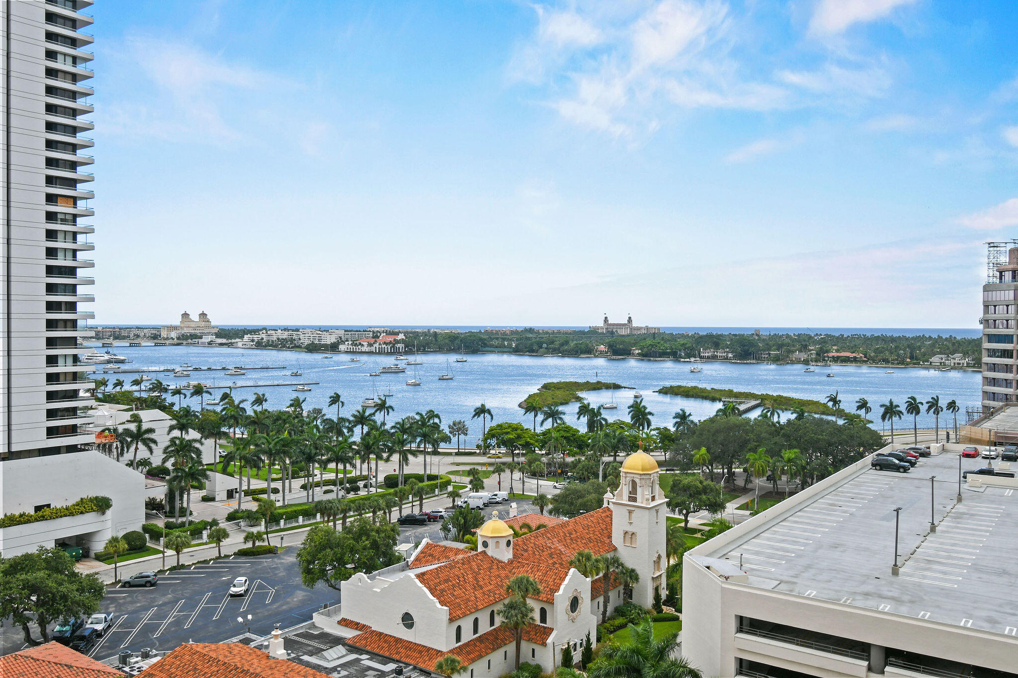 701 S Olive Avenue 818