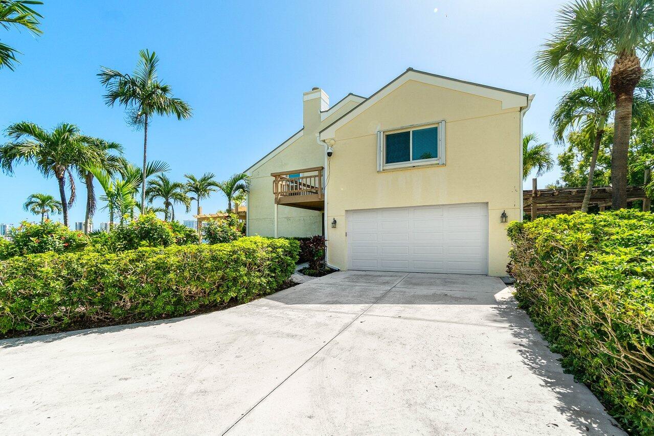 1031 Pine Point Road