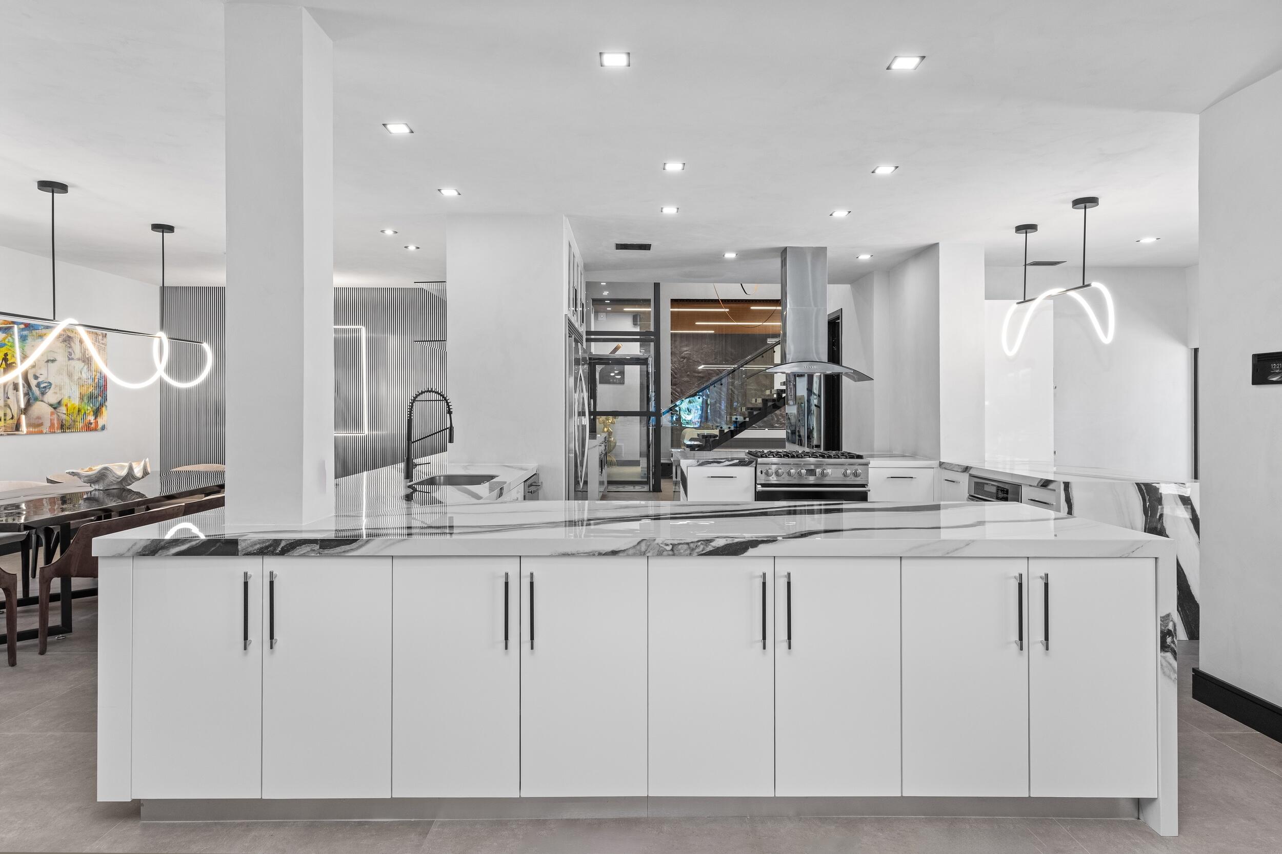 839 NE Bay Isle Drive