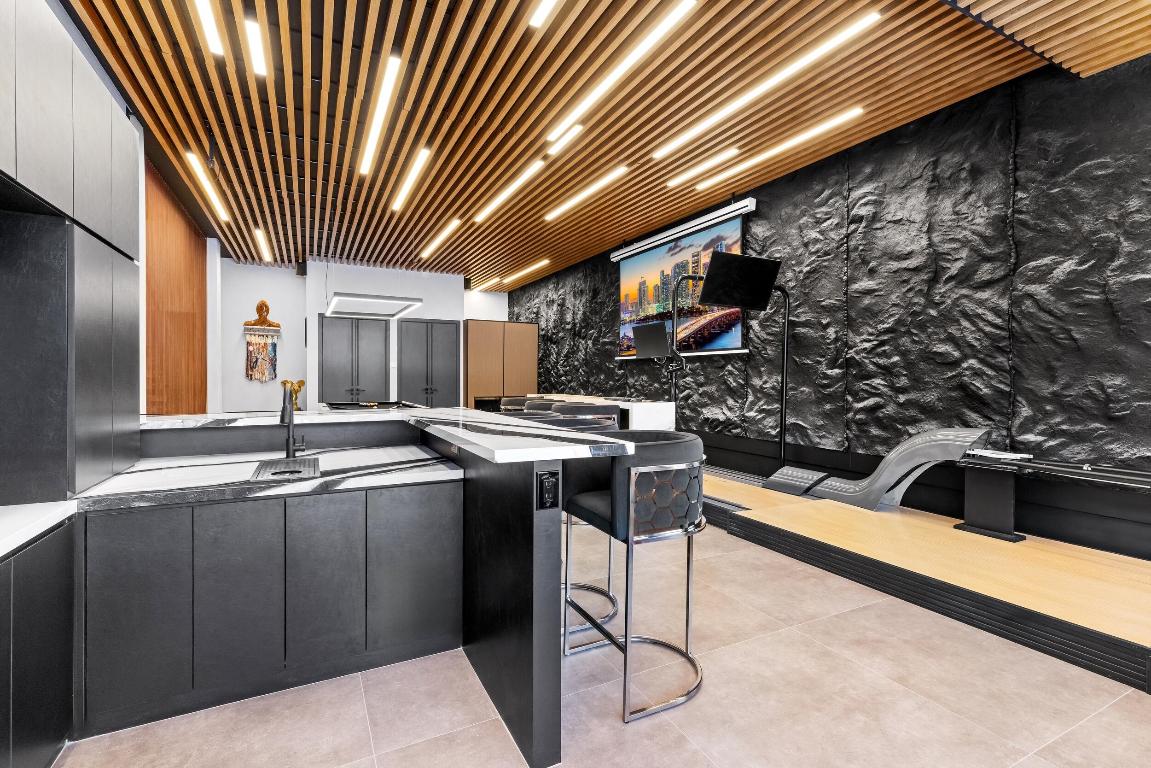 839 NE Bay Isle Drive