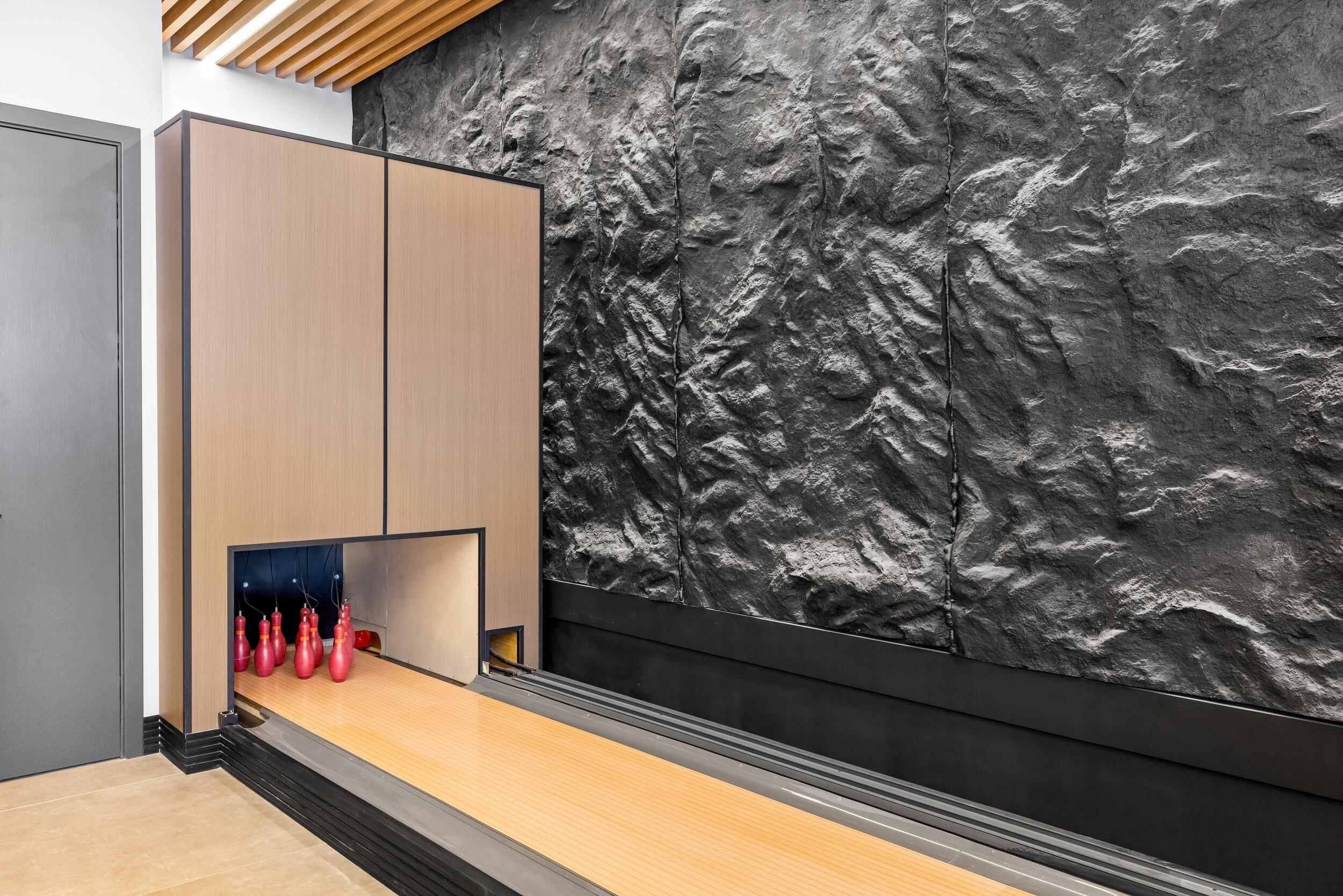 839 NE Bay Isle Drive