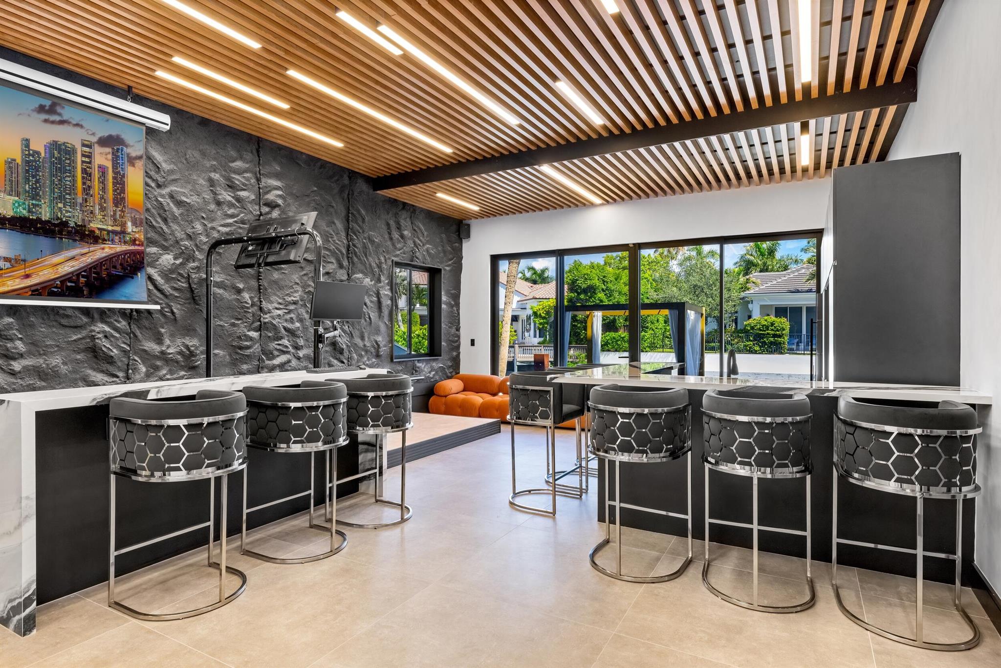 839 NE Bay Isle Drive