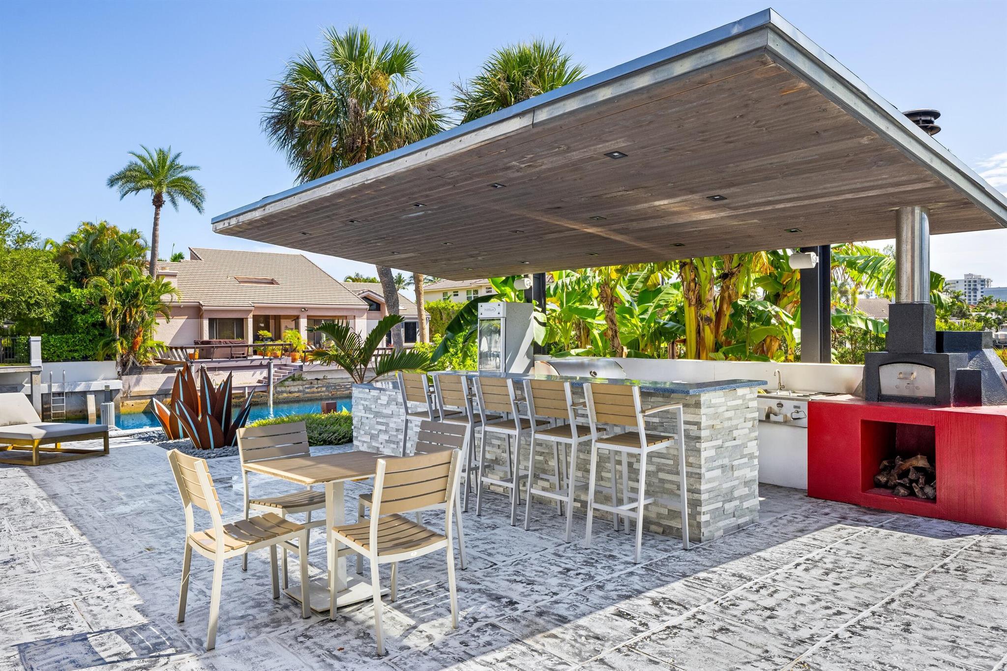 839 NE Bay Isle Drive