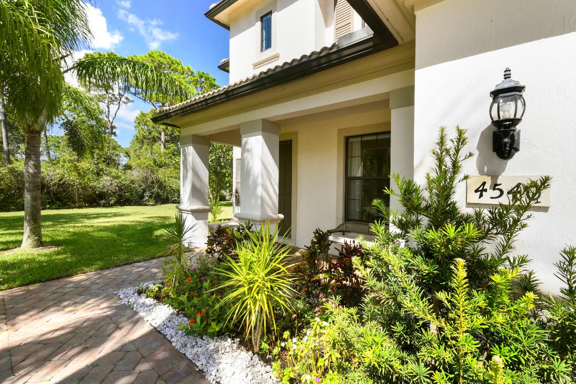 4540 SW Scrub Pine Terrace