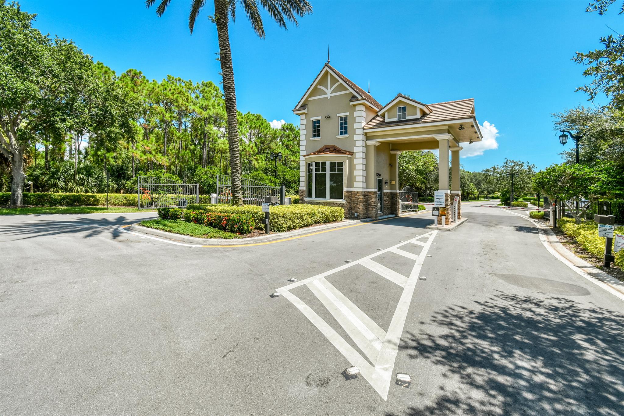 4540 SW Scrub Pine Terrace