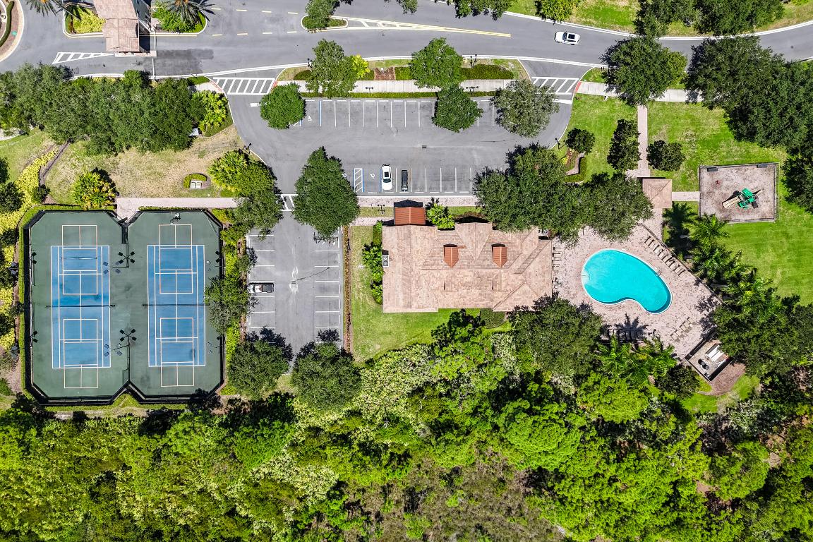 4540 SW Scrub Pine Terrace