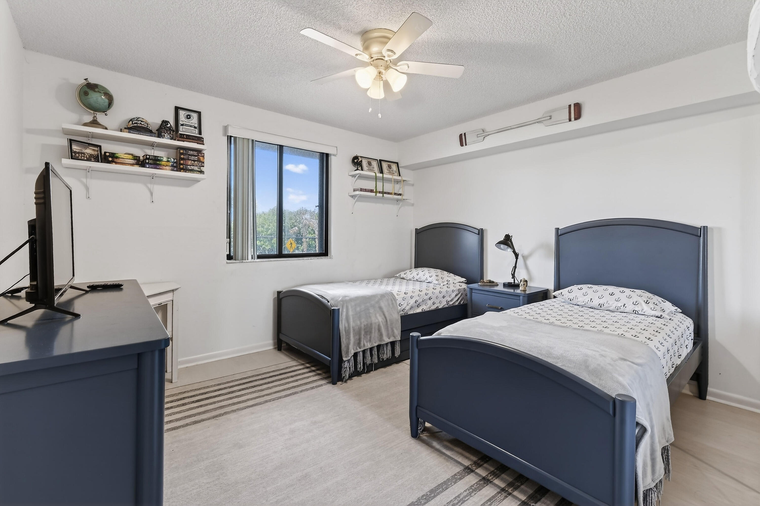 101 S Seas Drive 101