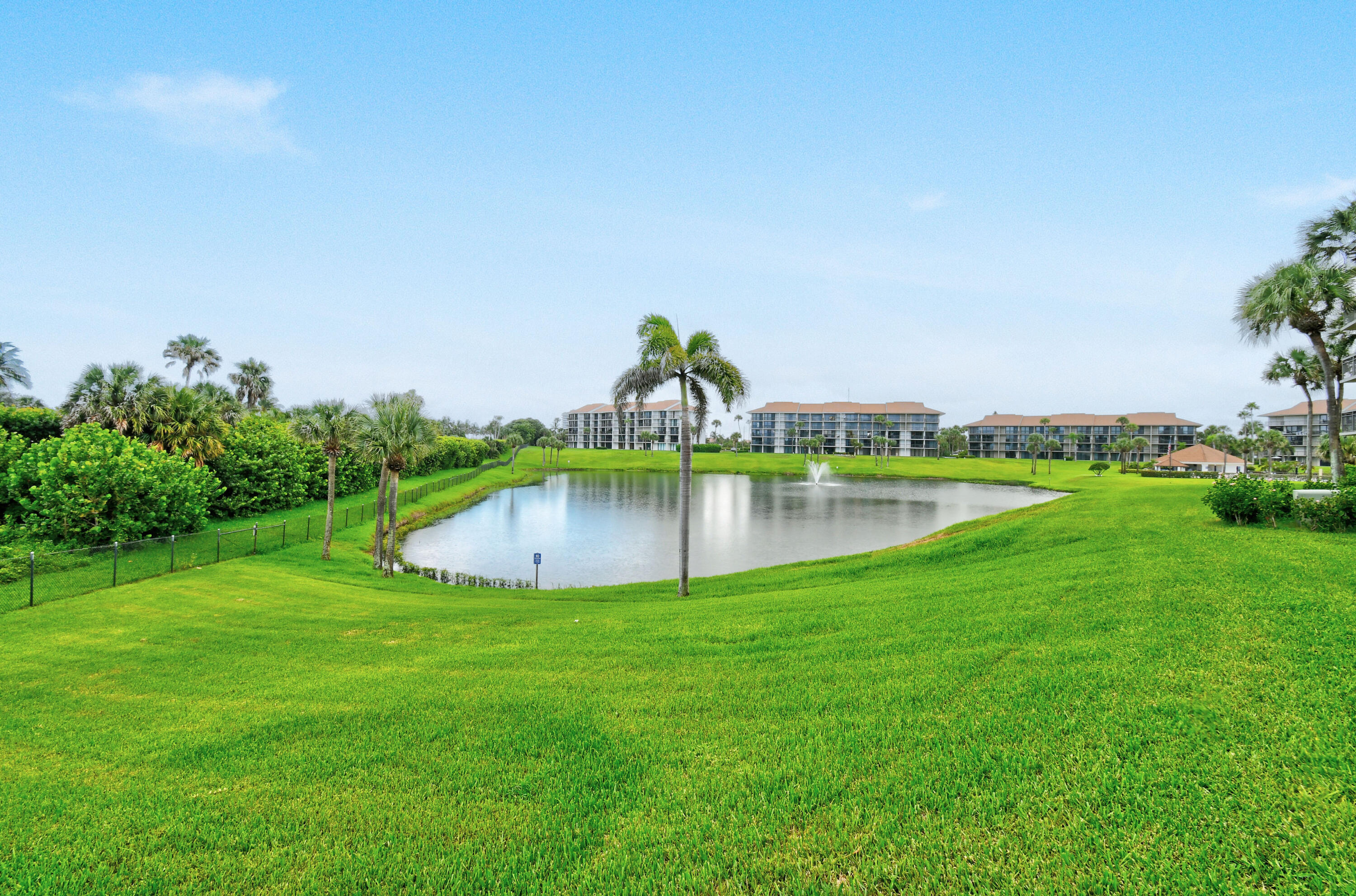 101 S Seas Drive 101