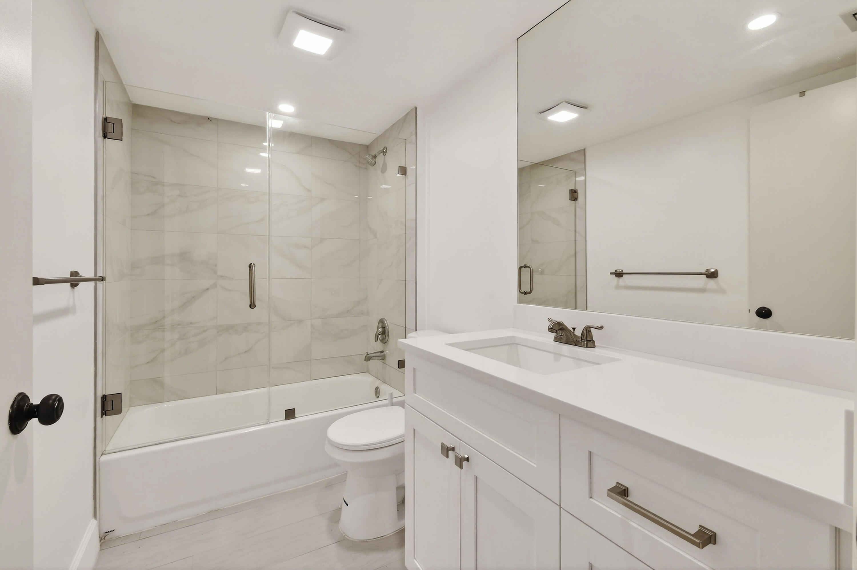 101 S Seas Drive 101