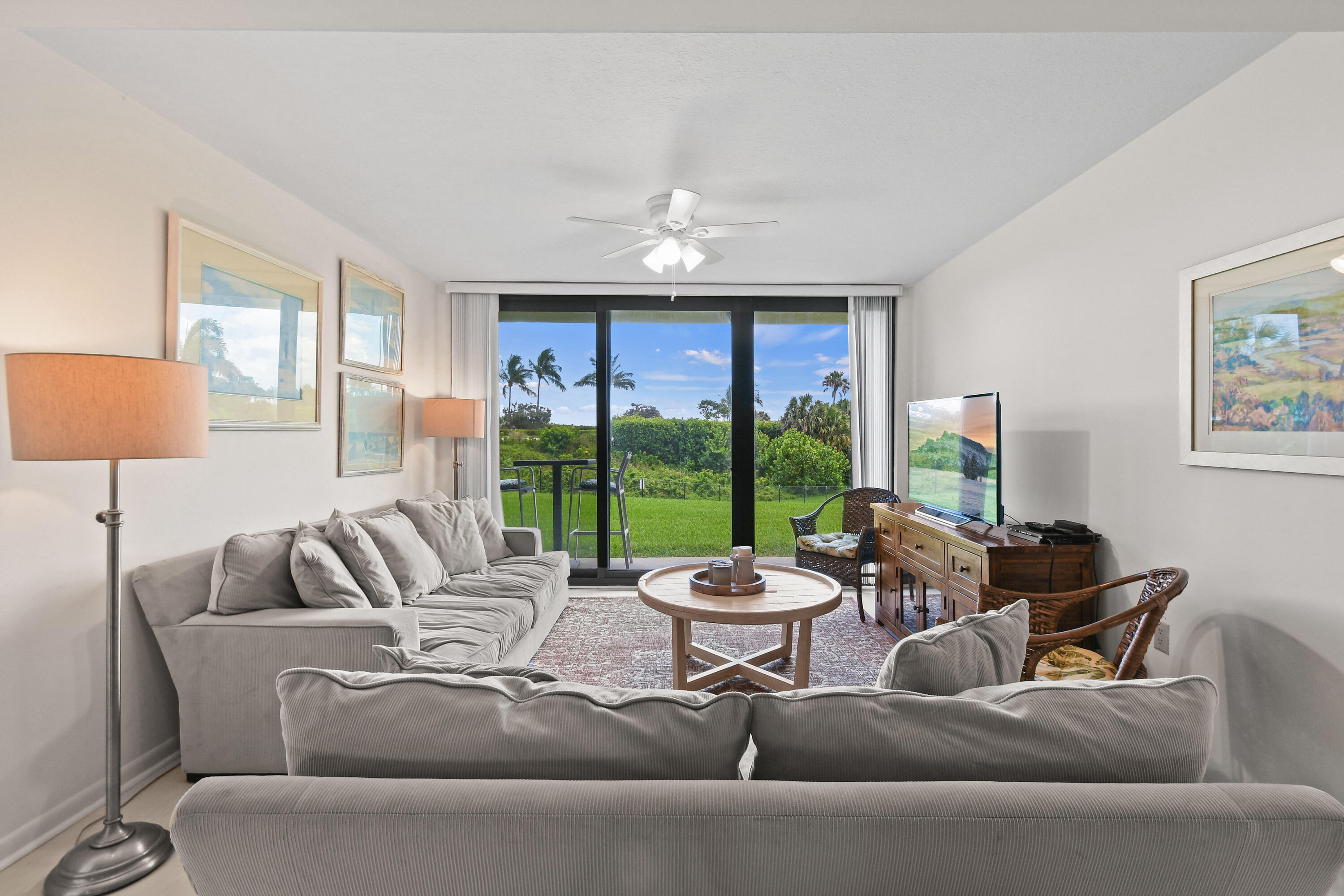 101 S Seas Drive 101