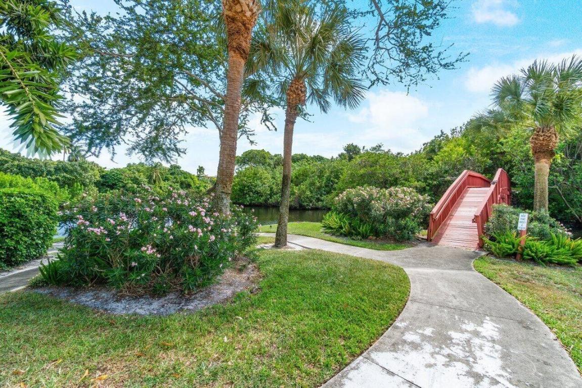 671 Juneberry Court, Boca Raton