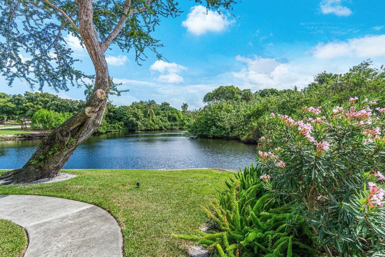 671 Juneberry Court, Boca Raton