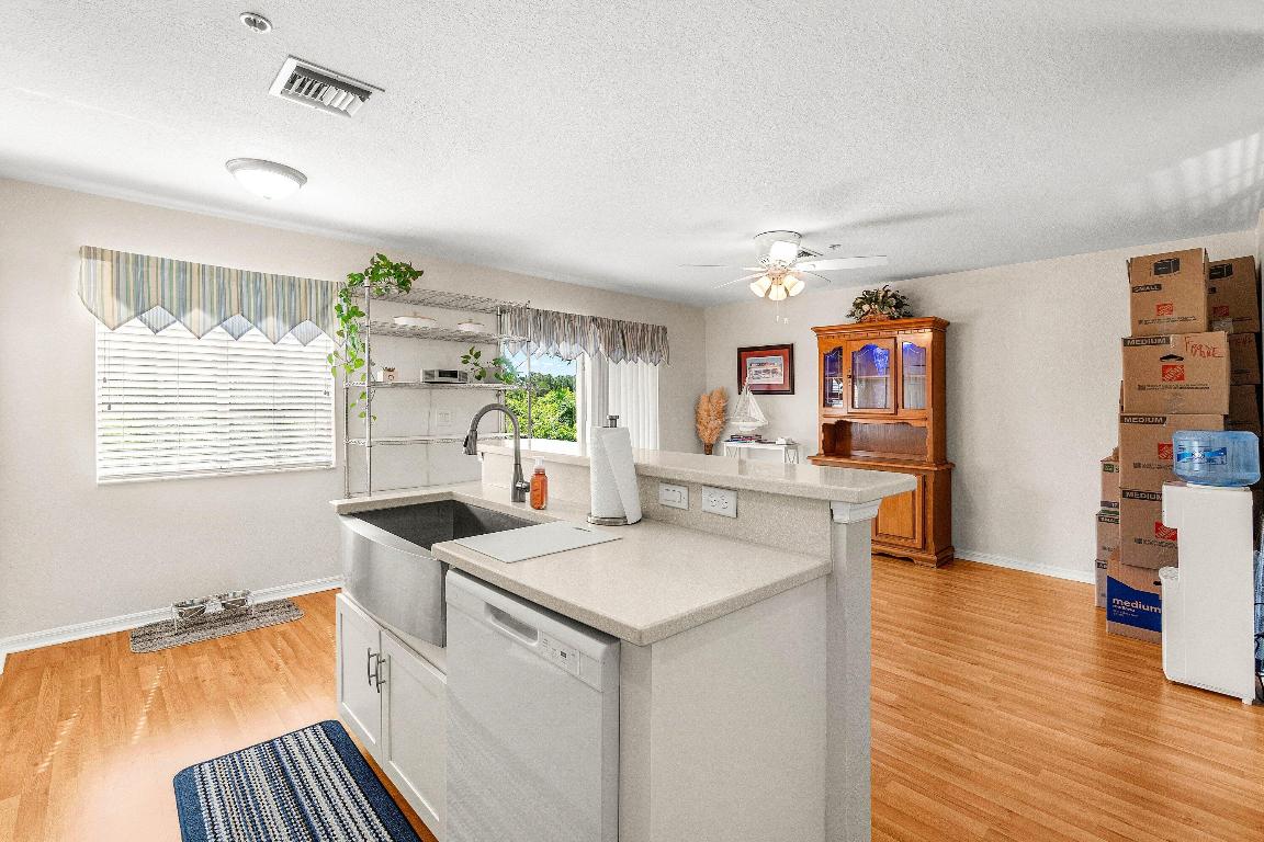 5349 SE Jennings Lane