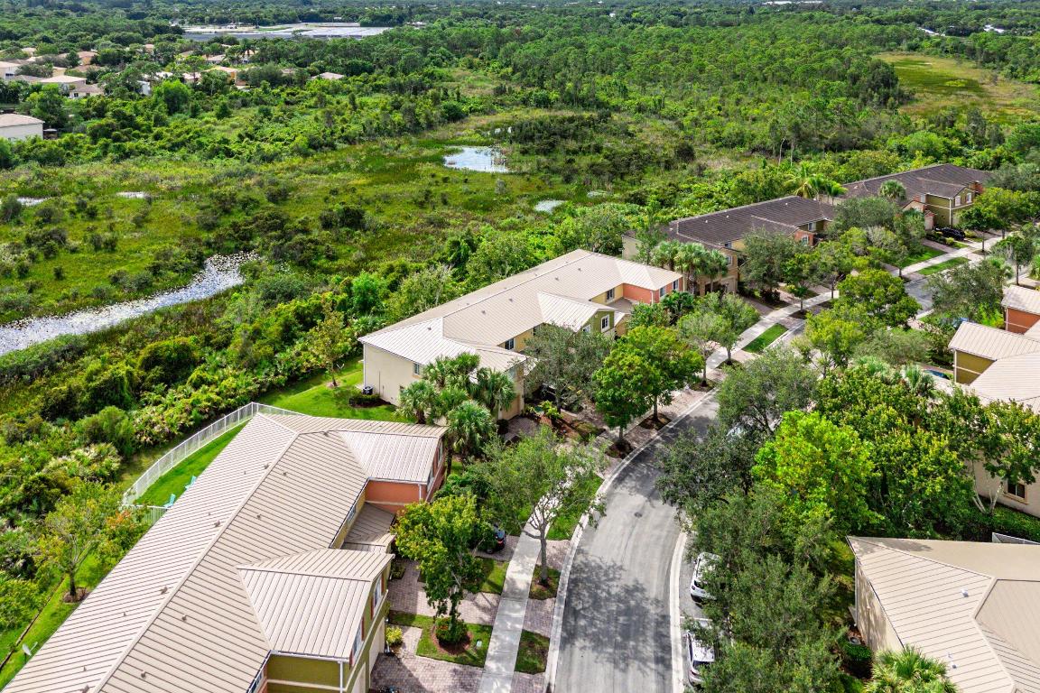 5349 SE Jennings Lane