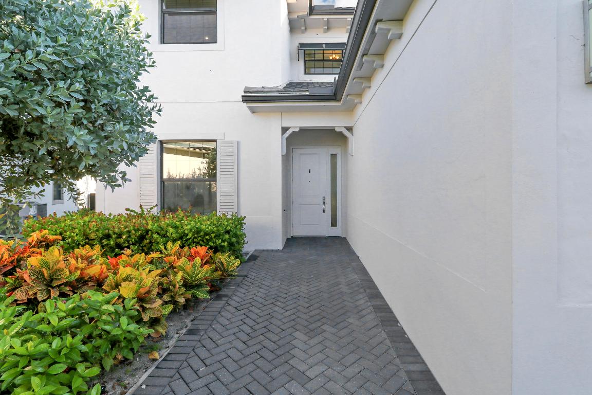 3029 Safflower Circle