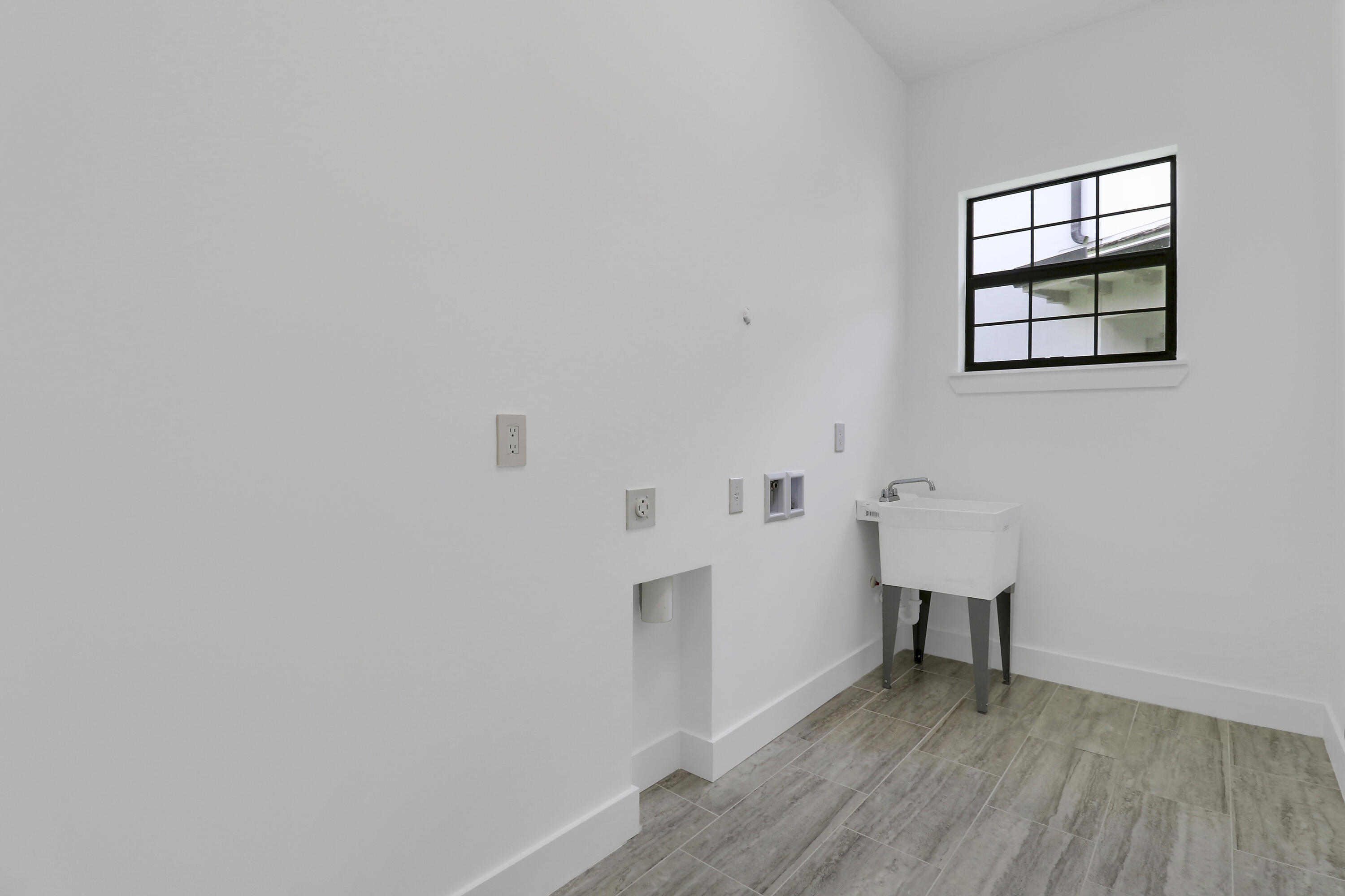 3029 Safflower Circle