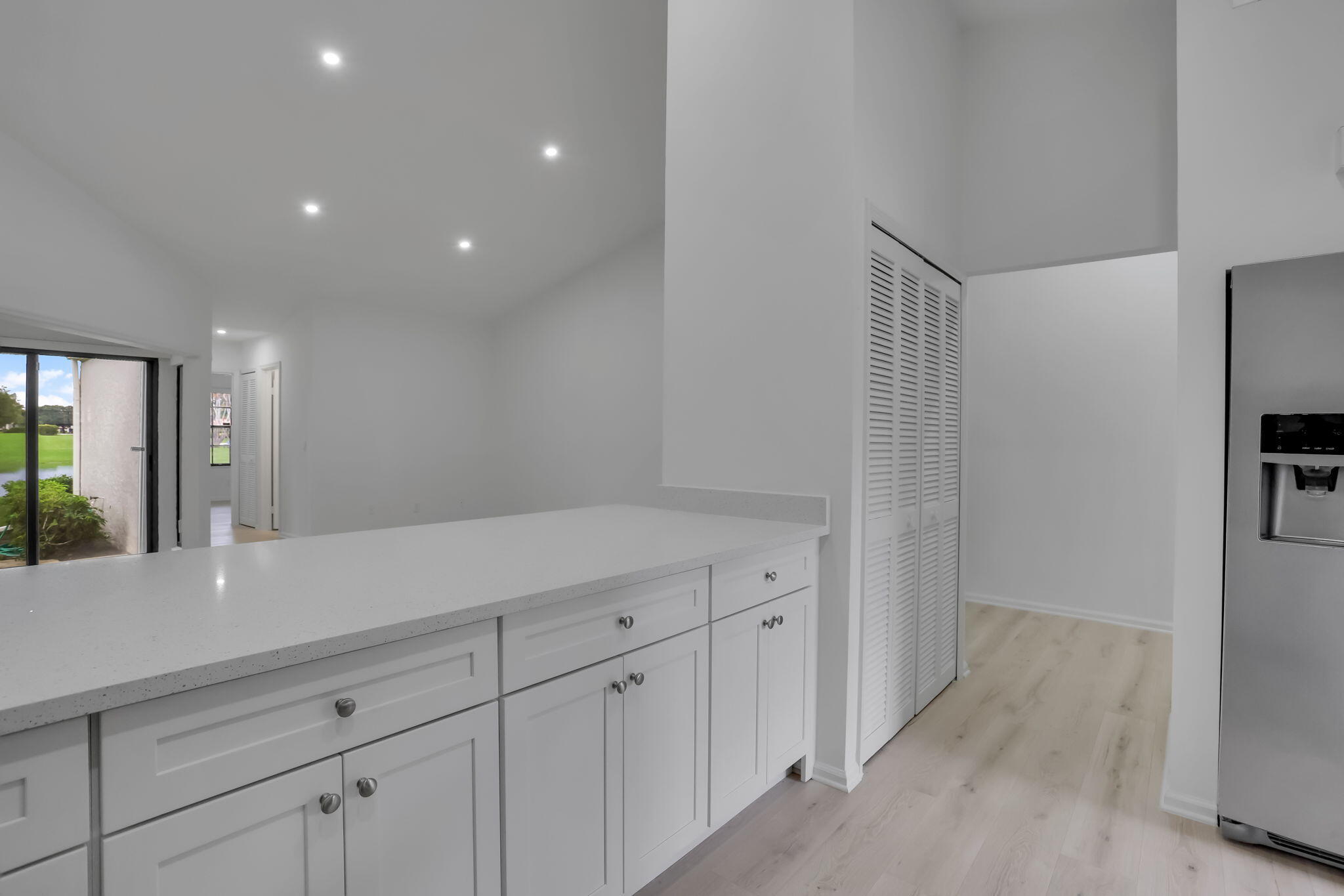 5958 Parkwalk Circle W