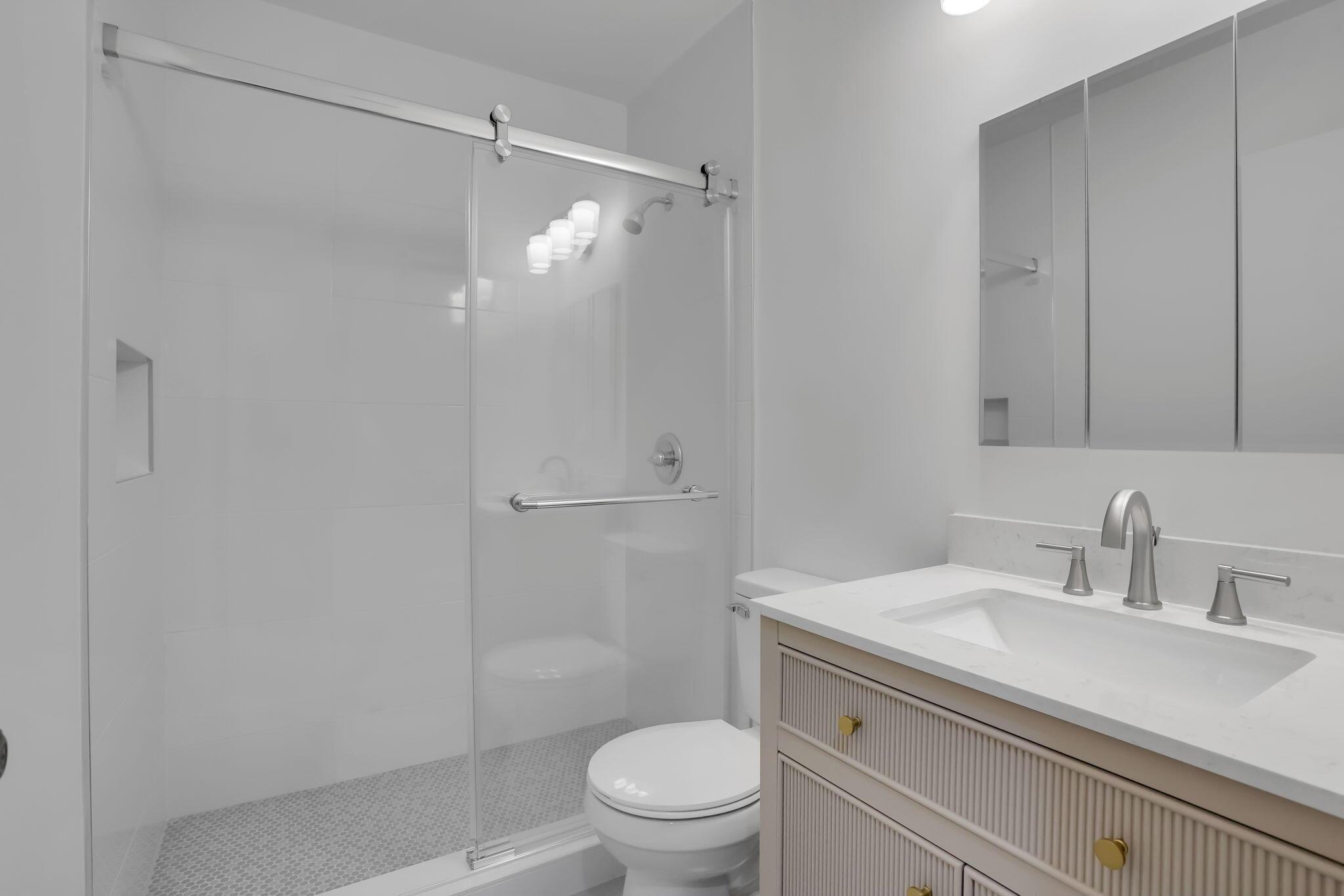 5958 Parkwalk Circle W