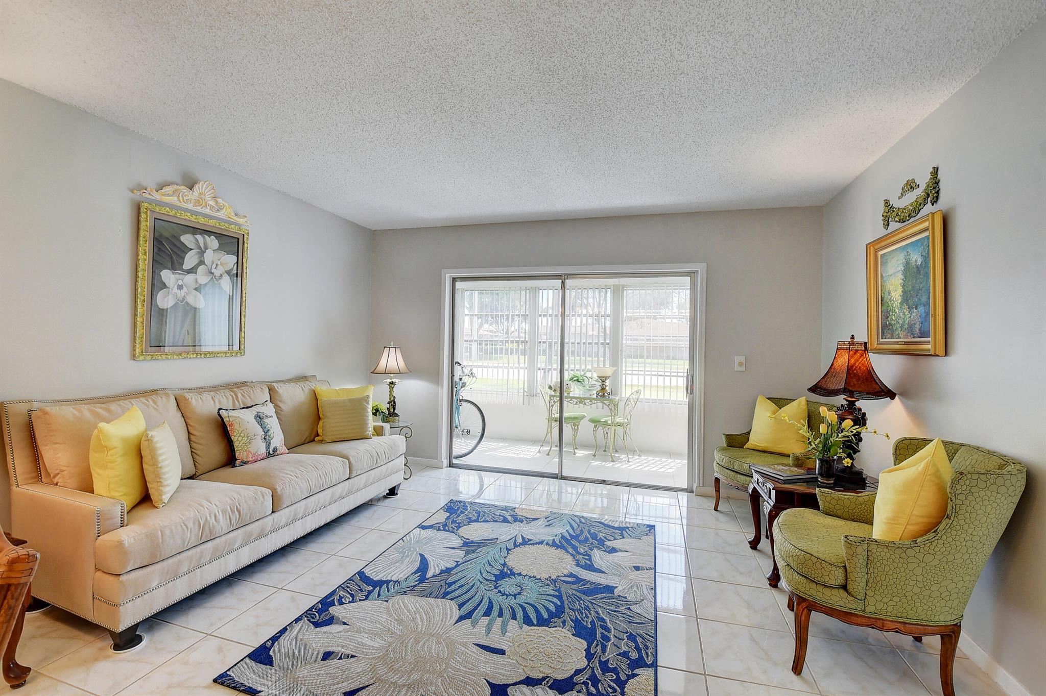 5 Abbey Lane 108