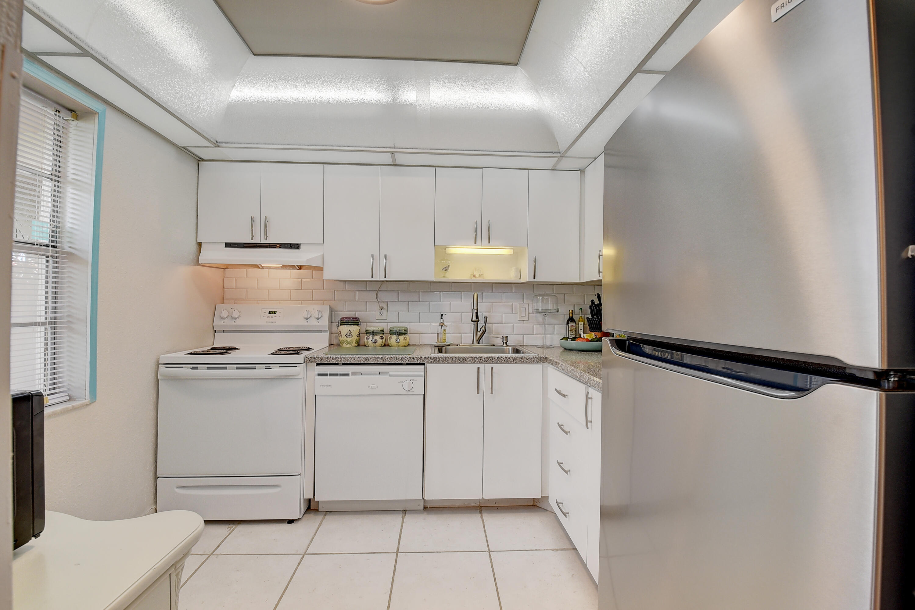 5 Abbey Lane 108