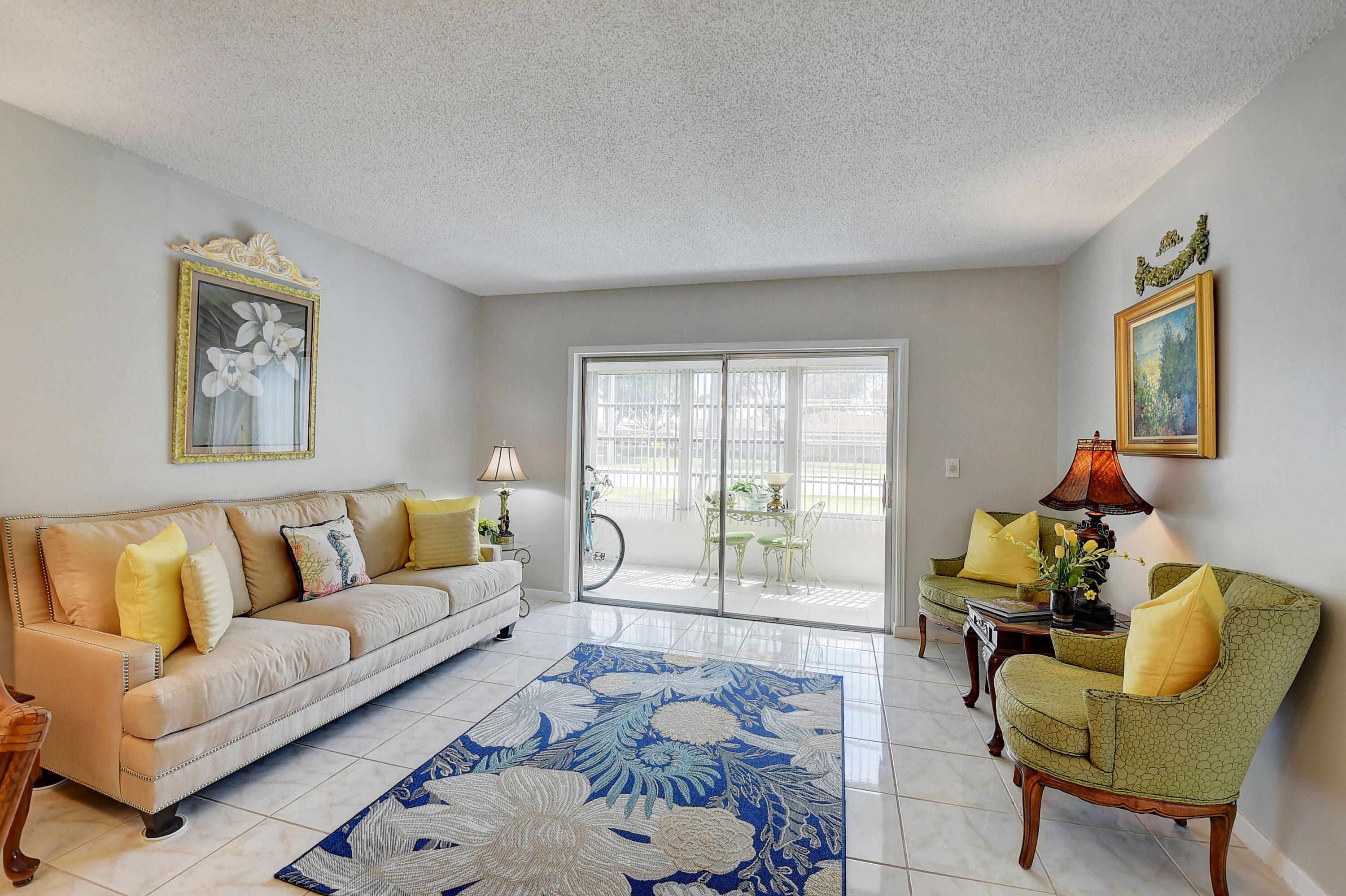 5 Abbey Lane 108