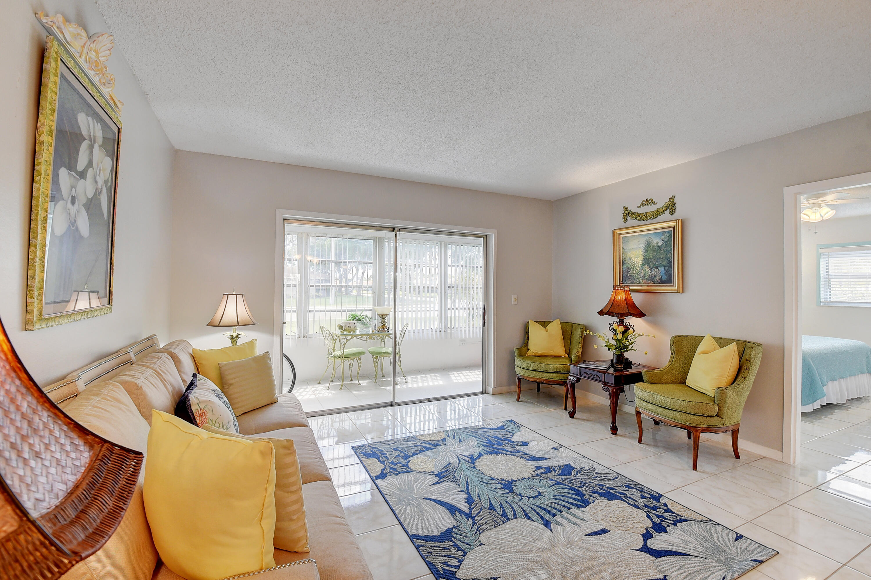 5 Abbey Lane 108