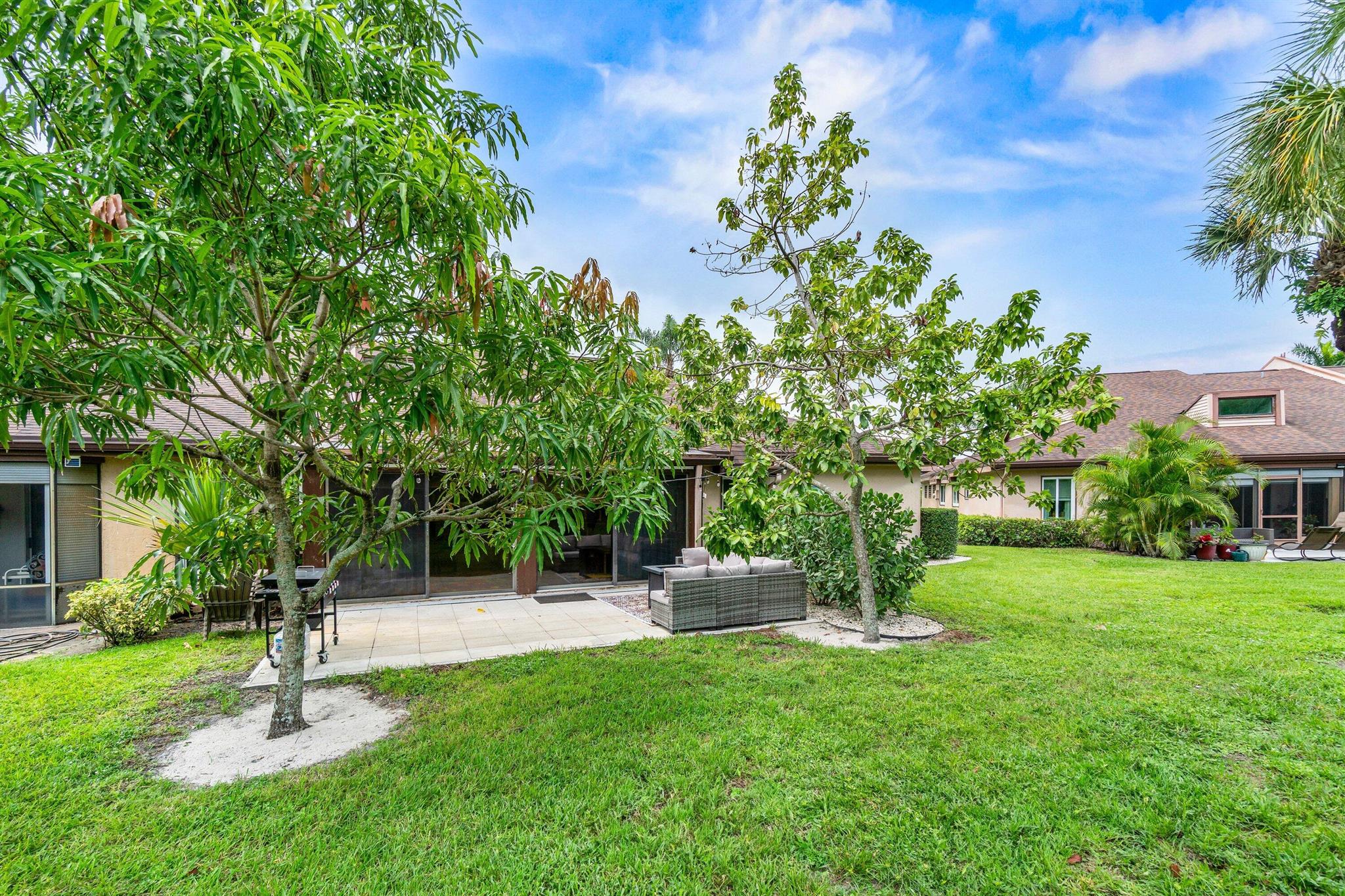 4674 Fountains Drive S