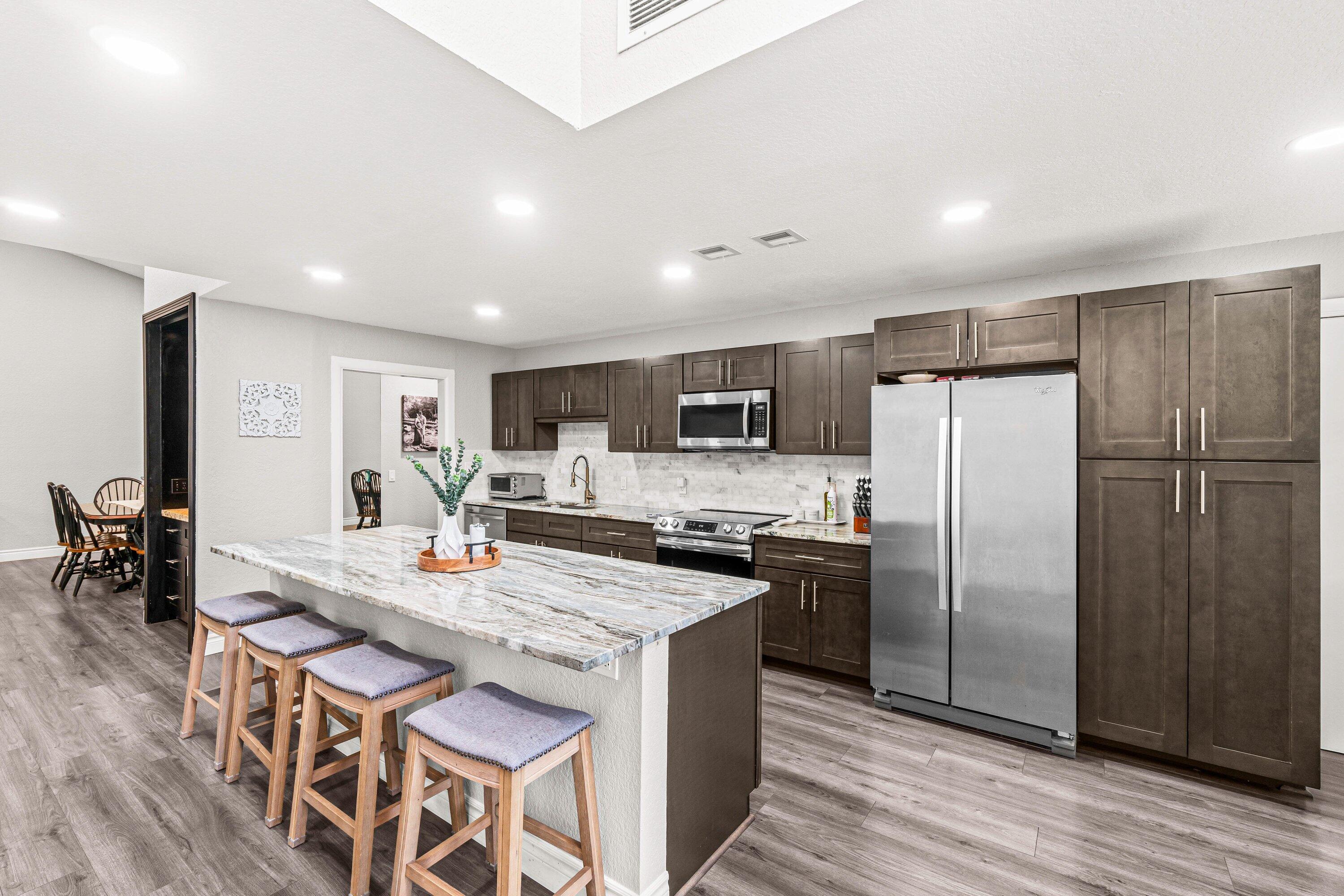 4674 Fountains Drive S