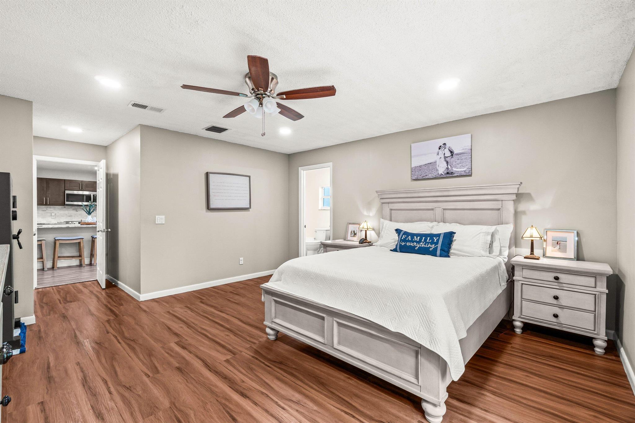 4674 Fountains Drive S