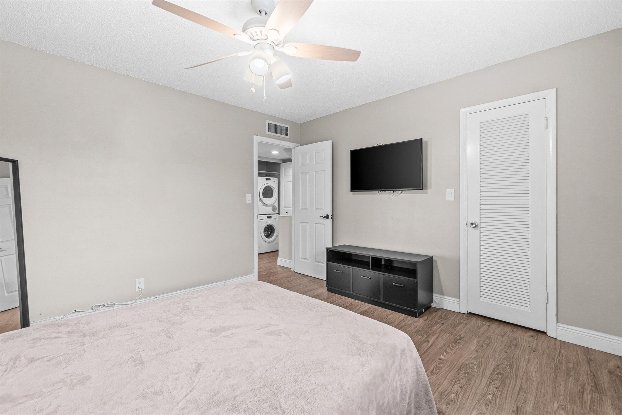 4527 Luxemburg Court