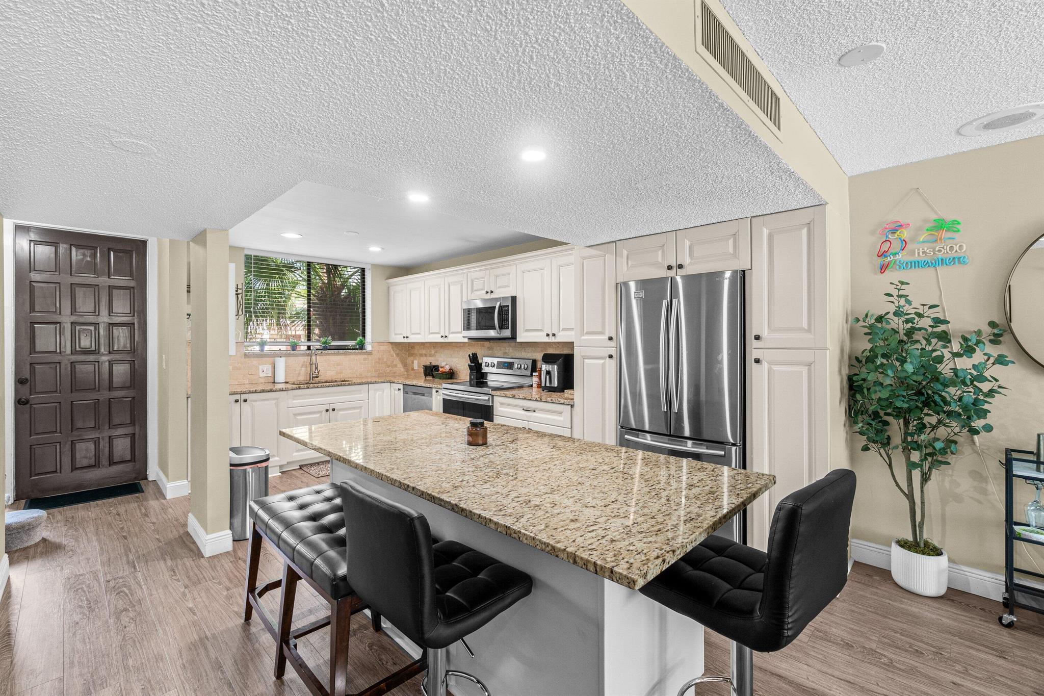 4527 Luxemburg Court