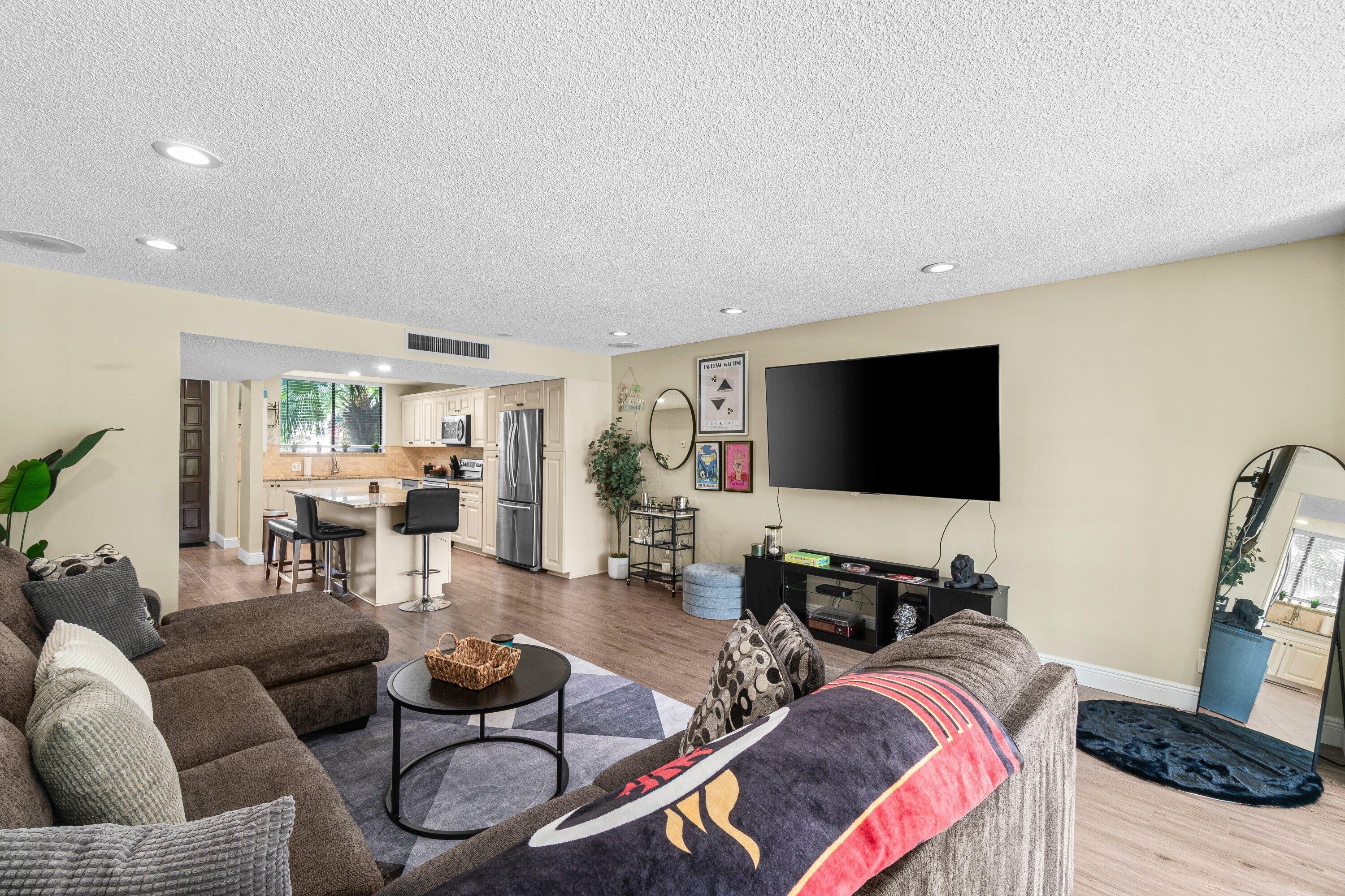 4527 Luxemburg Court