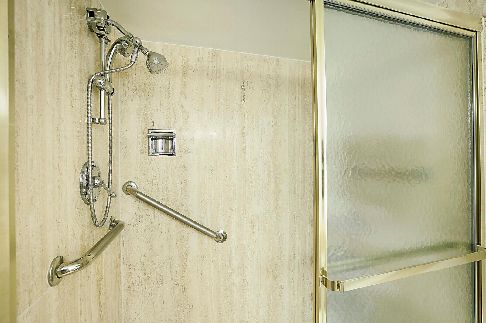 700 NE Harbour Terrace 2310