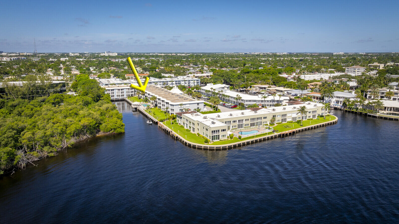 700 NE Harbour Terrace 2310
