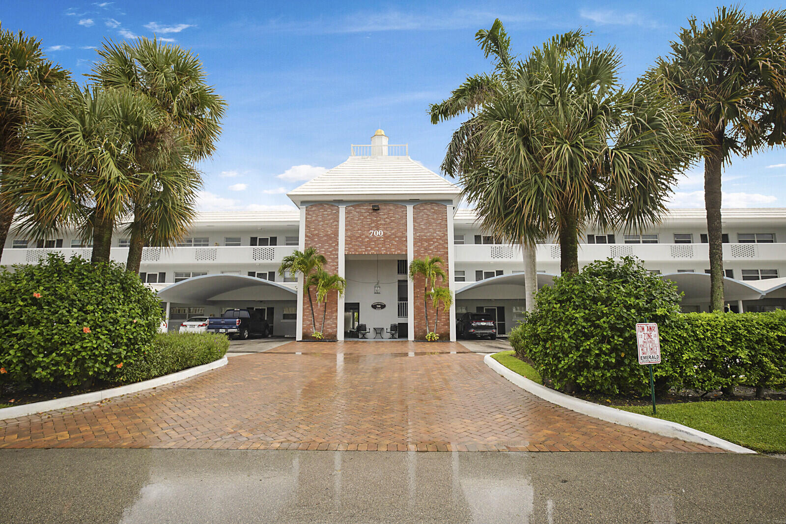 700 NE Harbour Terrace 2310