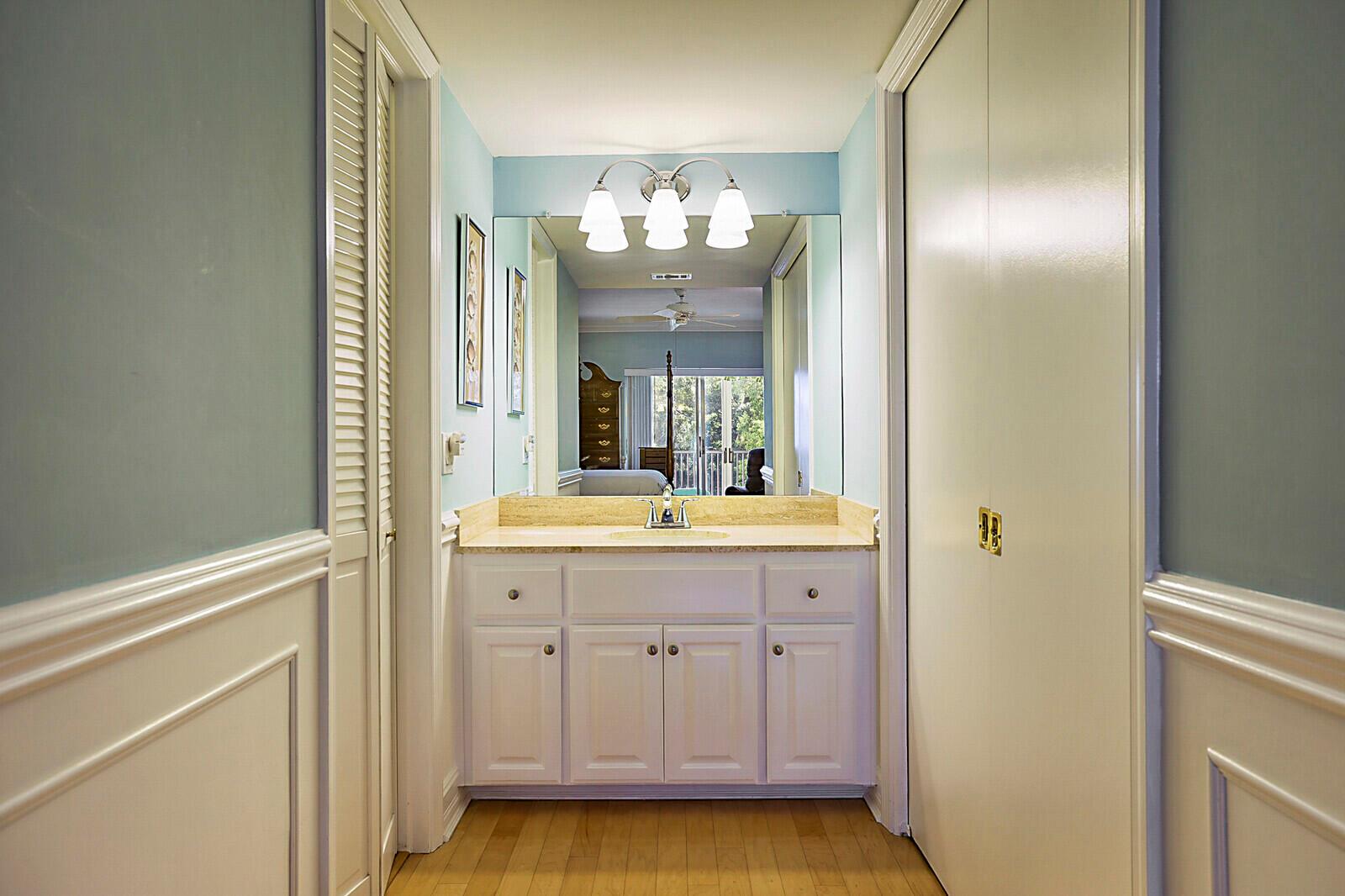 700 NE Harbour Terrace 2310