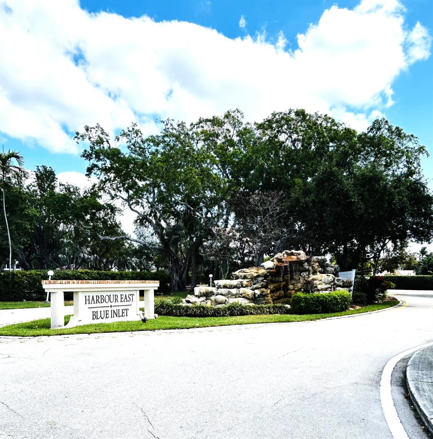 700 NE Harbour Terrace 2310