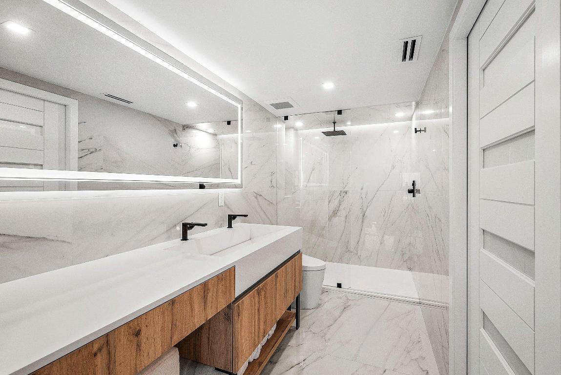 875 E Camino Real 16c