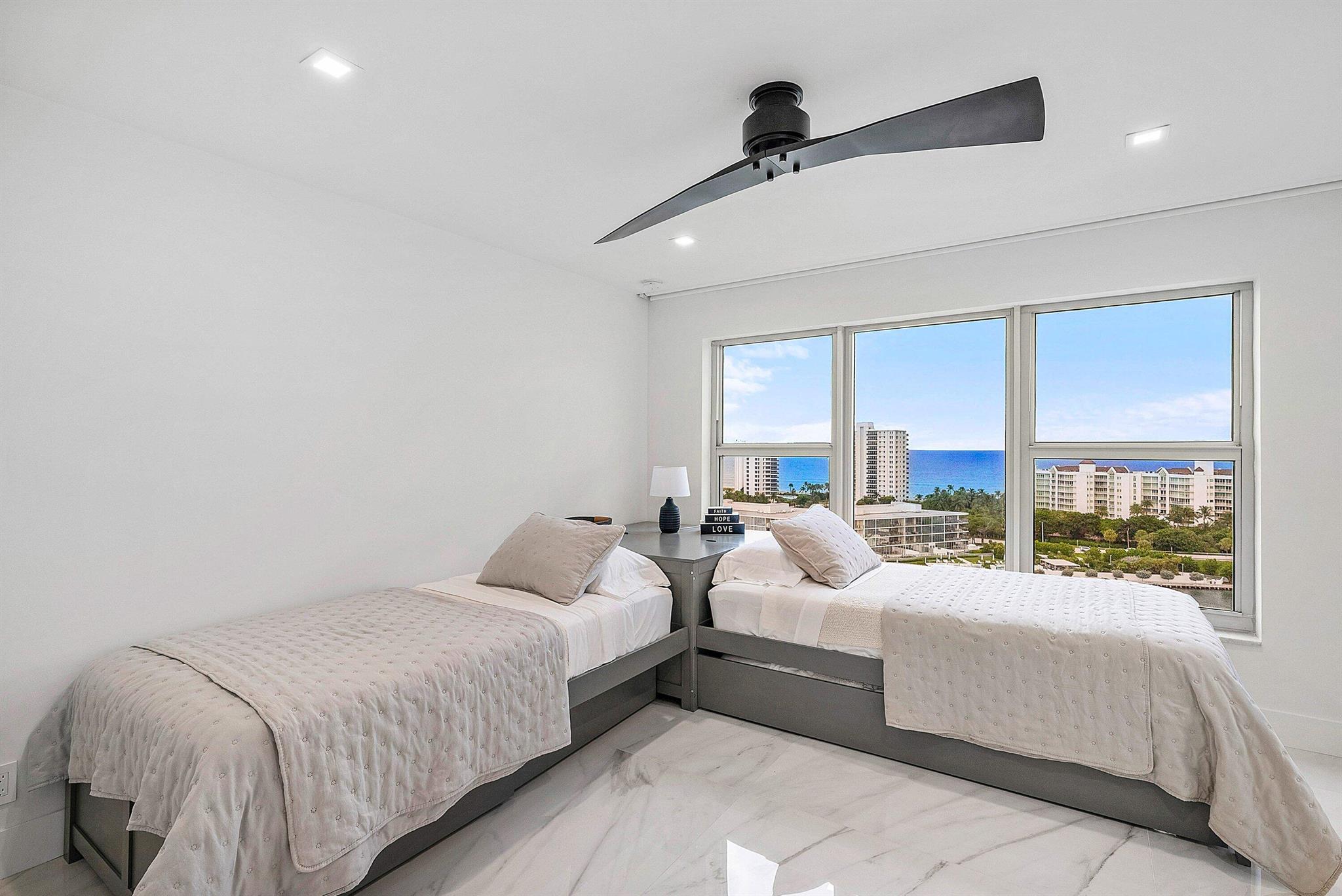 875 E Camino Real 16c